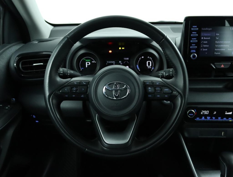 Toyota Yaris - 1.5 Hybrid Dynamic 47