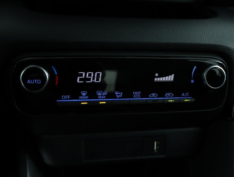 Toyota Yaris - 1.5 Hybrid Dynamic 7