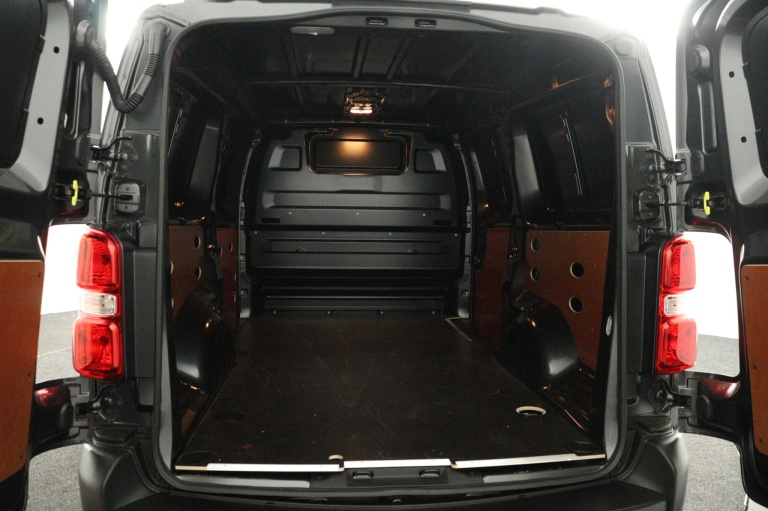 Toyota PROACE Long Worker - 2.0 D-4D L2 Challenger 13
