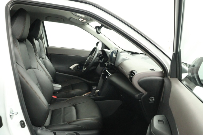 Toyota Yaris Cross - 1.5 Hybrid  19