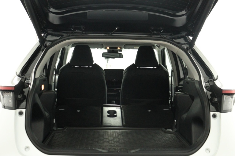 Toyota Yaris Cross - 1.5 Hybrid  24