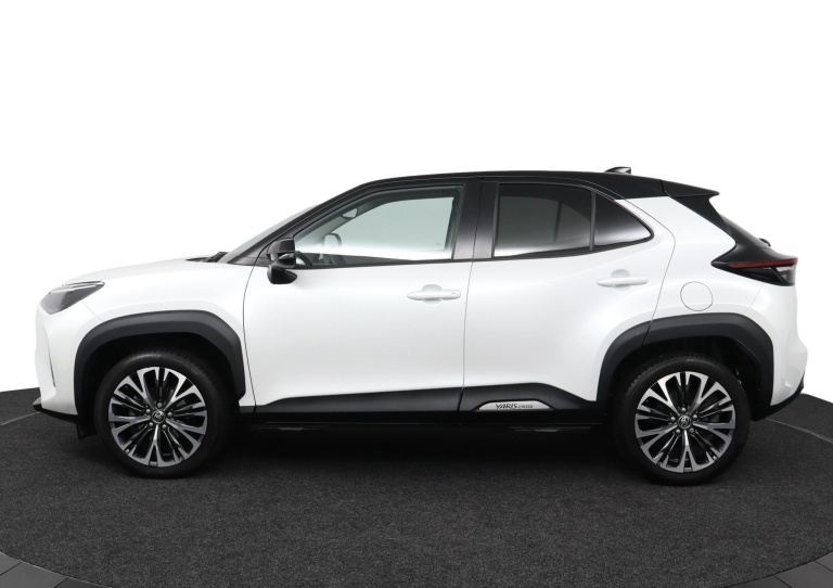 Toyota Yaris Cross - 1.5 Hybrid  3
