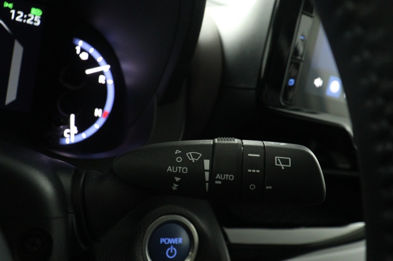 Toyota Yaris Cross - 1.5 Hybrid  31