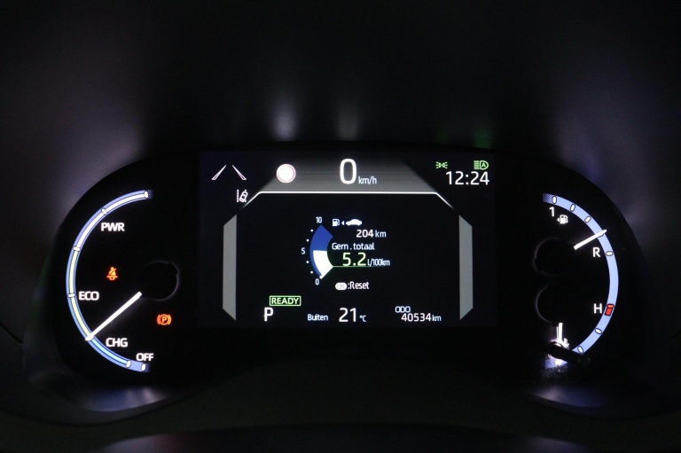 Toyota Yaris Cross - 1.5 Hybrid  6