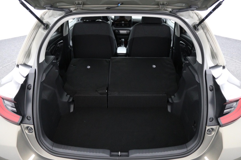 Toyota Yaris - 1.5 Hybrid 115 First Edition 21