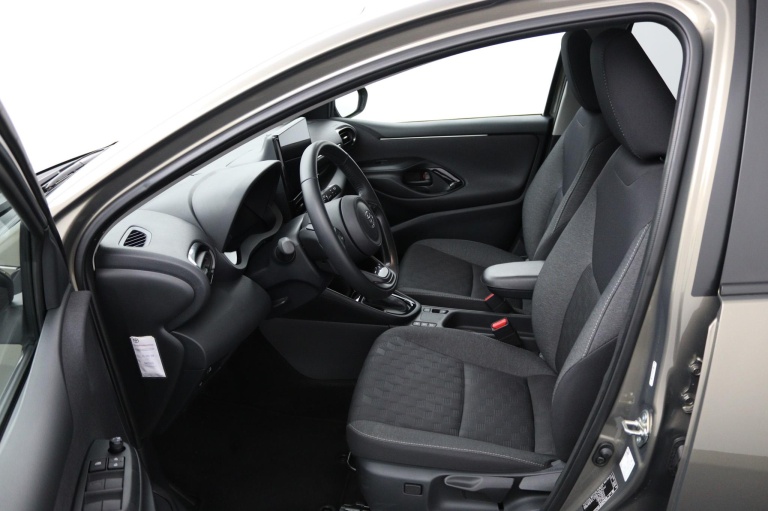 Toyota Yaris - 1.5 Hybrid 115 First Edition 22