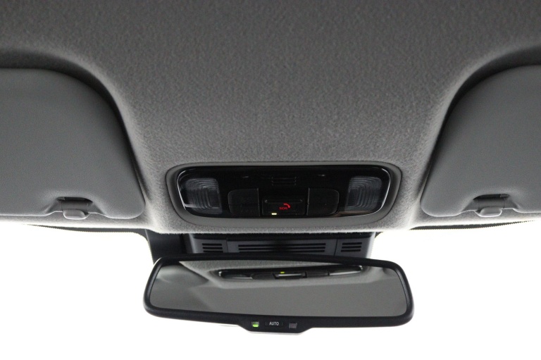 Toyota Yaris - 1.5 Hybrid 115 First Edition 33