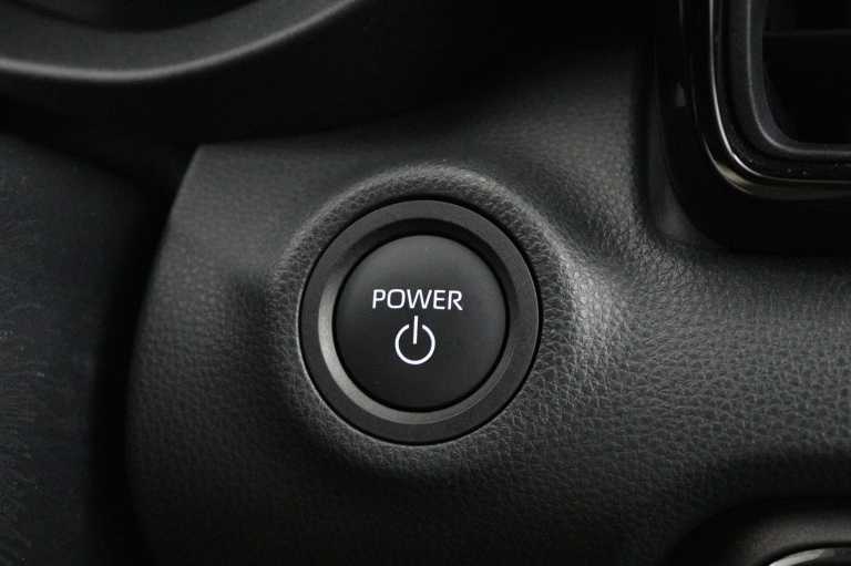Toyota Yaris - 1.5 Hybrid 115 First Edition 38