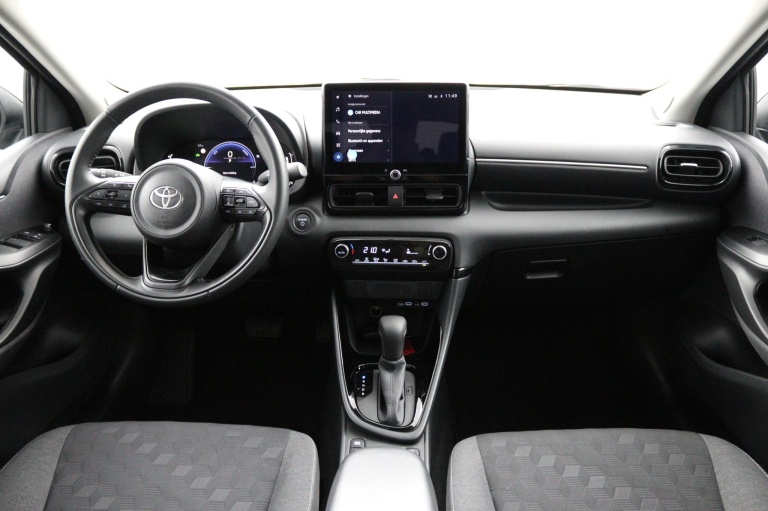 Toyota Yaris - 1.5 Hybrid 115 First Edition 4