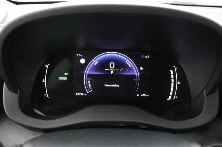 Toyota Yaris - 1.5 Hybrid 115 First Edition 6