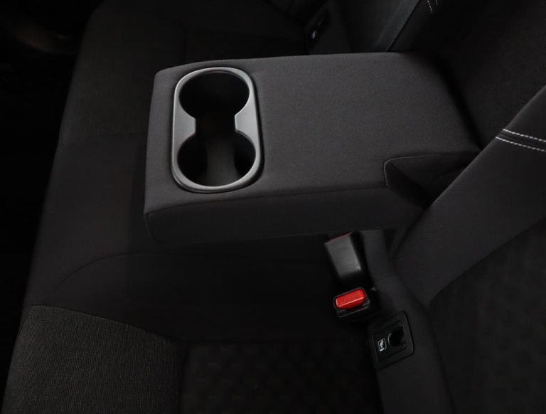 Toyota Corolla Touring Sports - Hybrid 140 Active 38