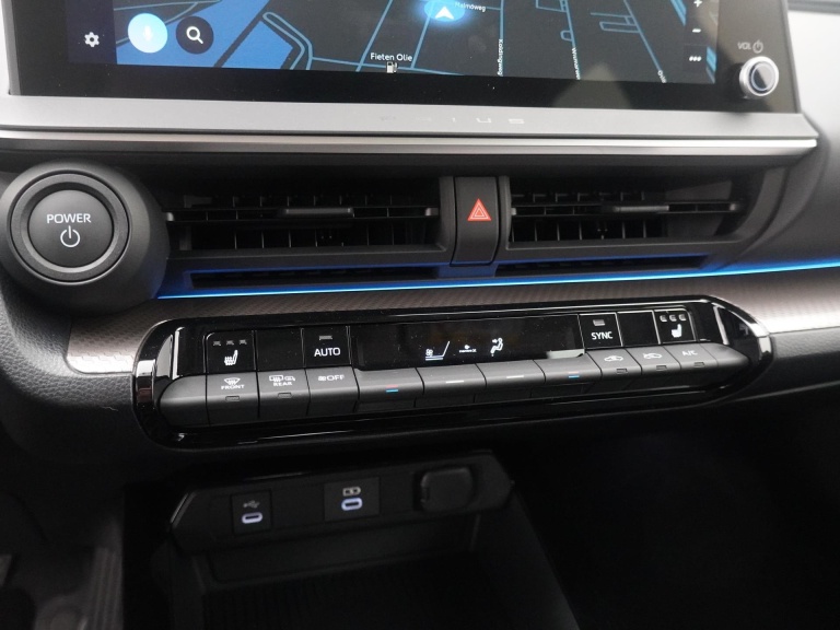 Toyota Prius - 2.0 Plug-in Executive 15