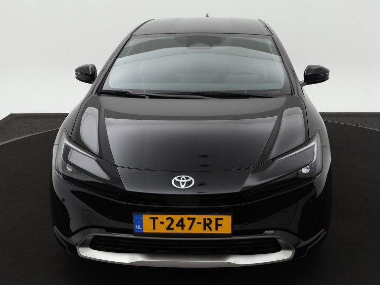 Toyota Prius - 2.0 Plug-in Executive 17