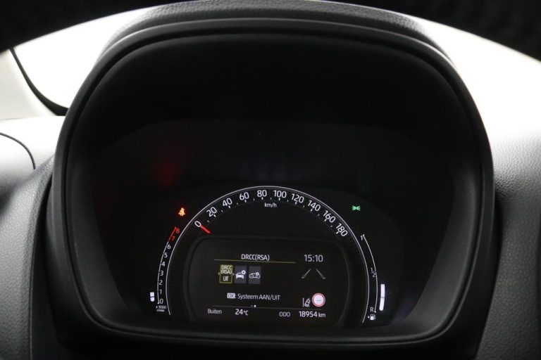 Toyota Aygo X - 1.0 VVT-i MT Play 20