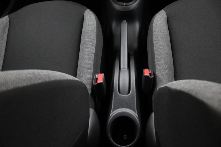 Toyota Aygo X - 1.0 VVT-i MT Play 24