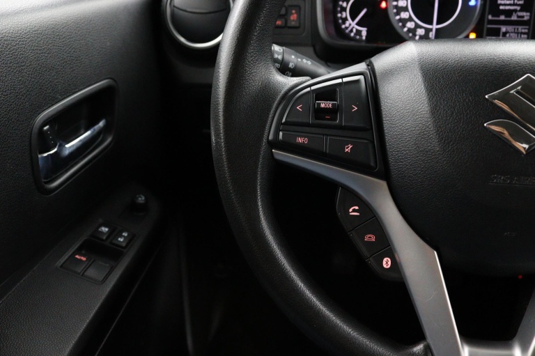 Suzuki Ignis - 1.2 Smart Hybrid Select 19
