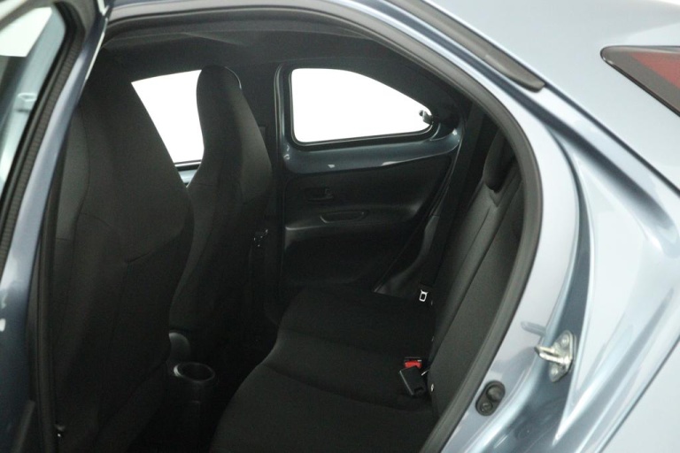 Toyota Aygo X - 1.0 VVT-i MT Play 18