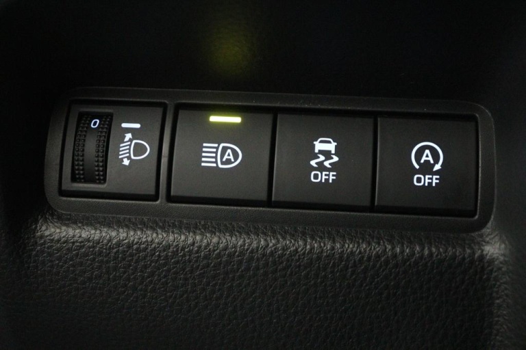 Toyota Aygo X - 1.0 VVT-i MT Play 27