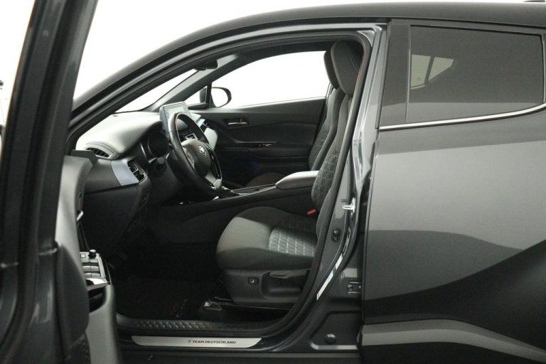 Toyota C-HR - 2.0 Hybrid Style 17