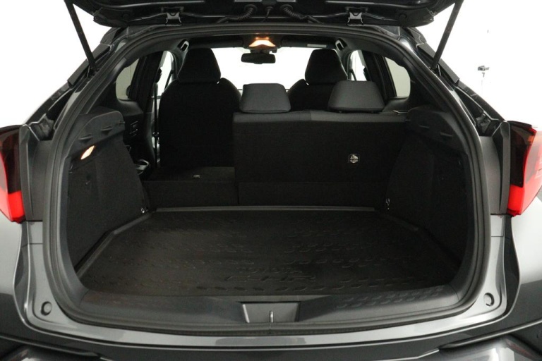 Toyota C-HR - 2.0 Hybrid Style 24