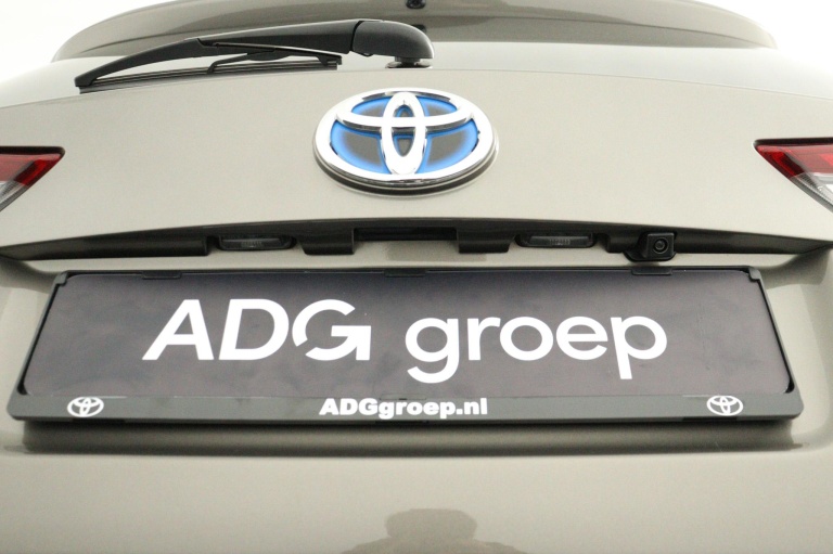 Toyota Auris - 1.8 Hybrid Dynamic 33