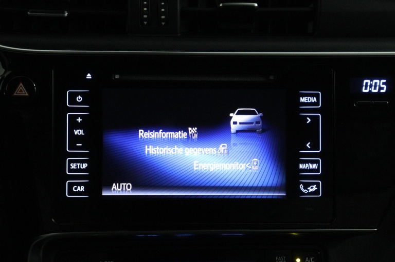 Toyota Auris - 1.8 Hybrid Dynamic 44
