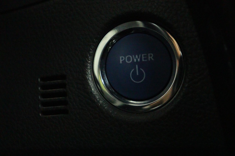 Toyota Auris - 1.8 Hybrid Dynamic 47