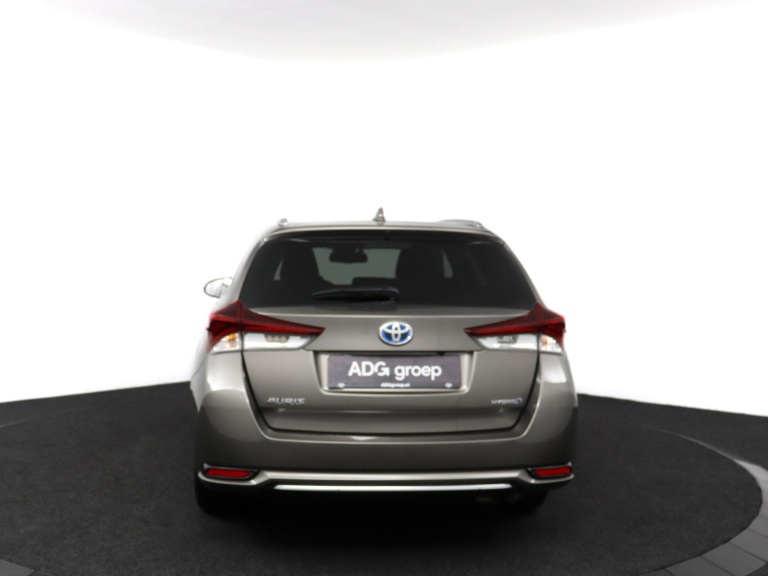 Toyota Auris - 1.8 Hybrid Dynamic 7
