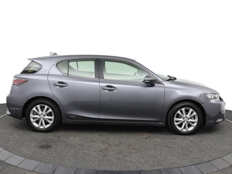 Lexus CT - 200h Business Line 12