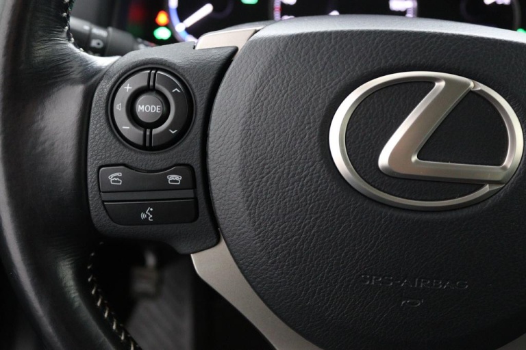 Lexus CT - 200h Business Line 18