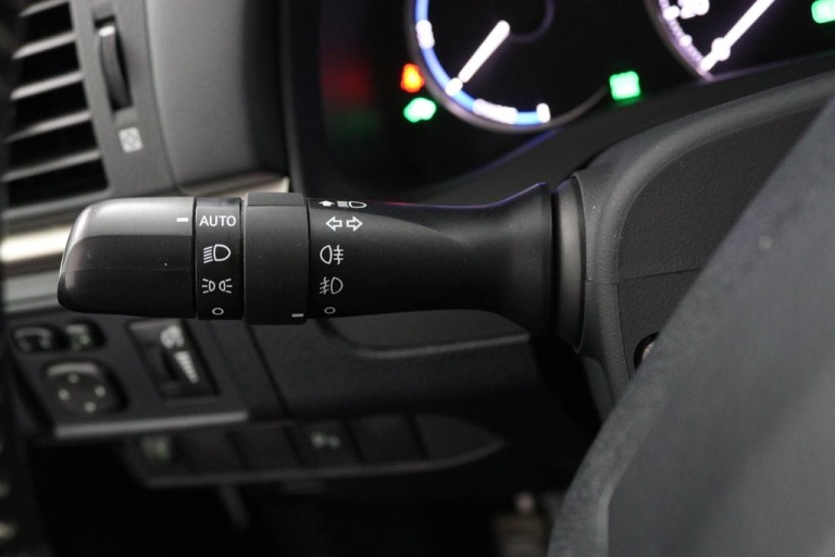 Lexus CT - 200h Business Line 27