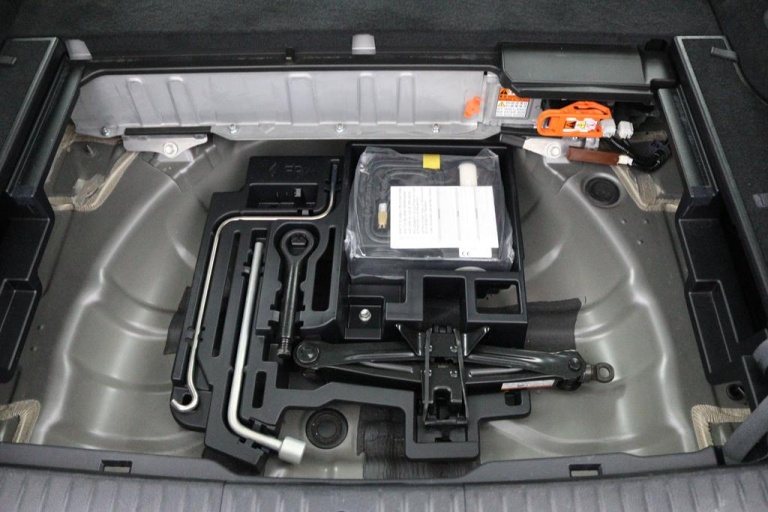 Lexus CT - 200h Business Line 36
