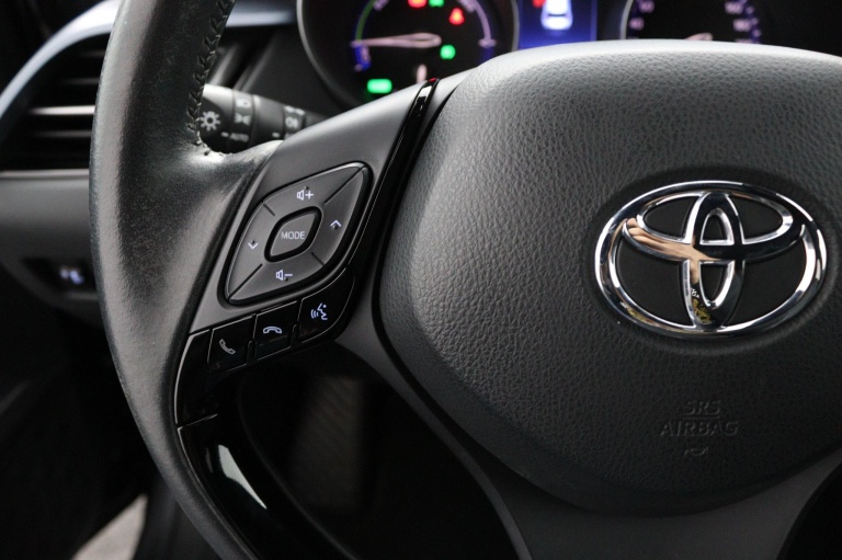 Toyota C-HR - 2.0 Hybrid Dynamic 19