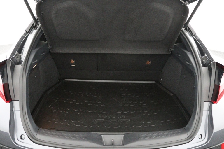 Toyota C-HR - 2.0 Hybrid Dynamic 23