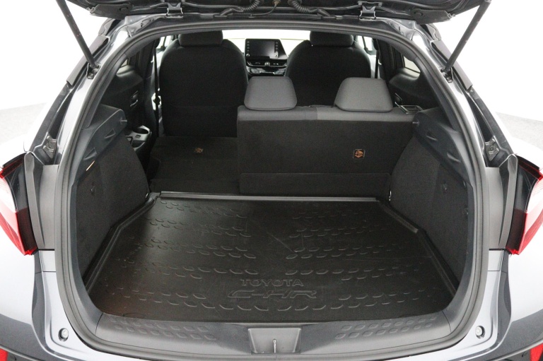 Toyota C-HR - 2.0 Hybrid Dynamic 24
