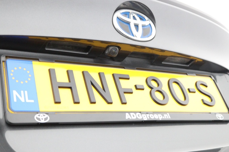 Toyota C-HR - 2.0 Hybrid Dynamic 37