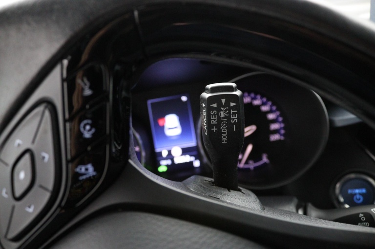 Toyota C-HR - 2.0 Hybrid Dynamic 40