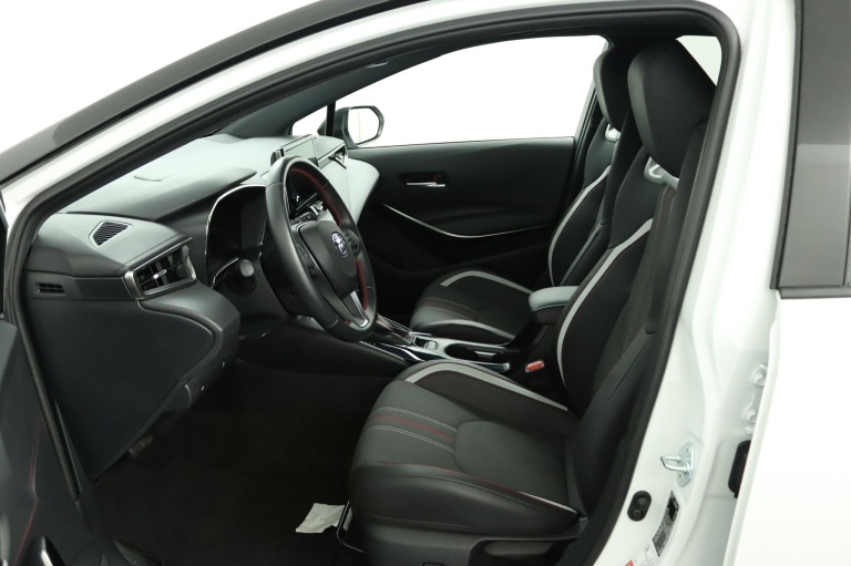 Toyota Corolla - 1.8 Hybrid GR-Sport 16