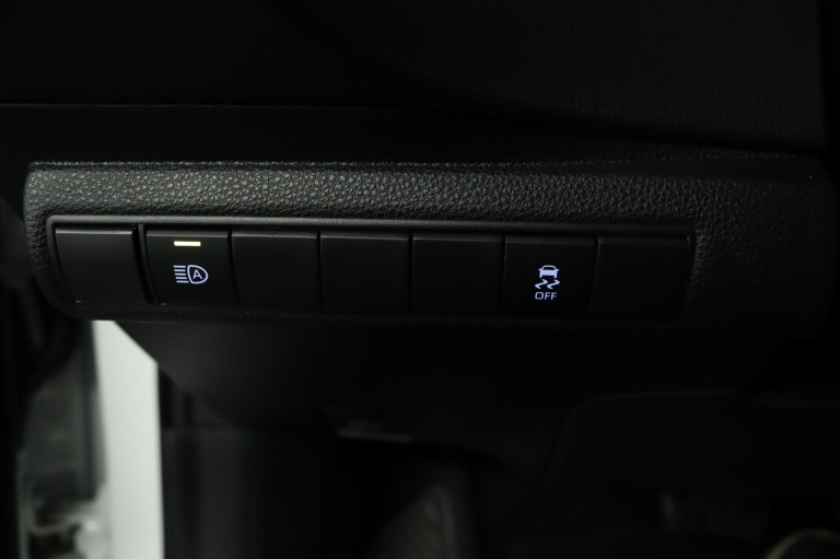Toyota Corolla - 1.8 Hybrid GR-Sport 29