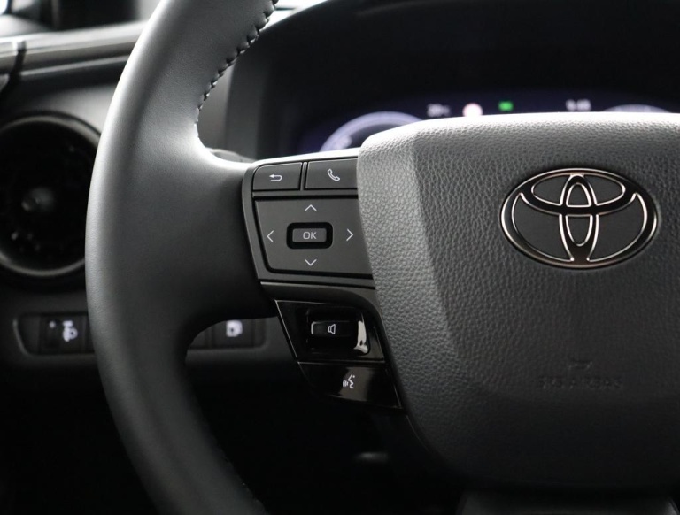 Toyota C-HR - 1.8 Hybrid 140 Dynamic 19