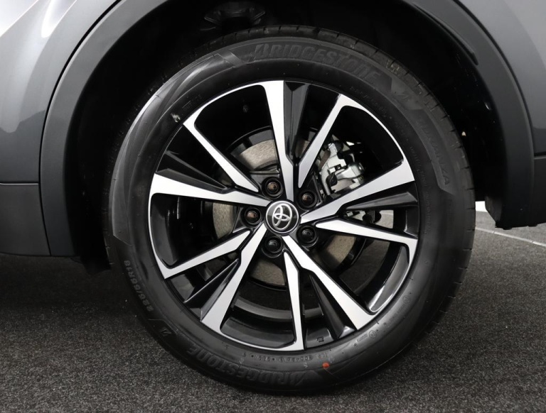 Toyota C-HR - 1.8 Hybrid 140 Dynamic 37