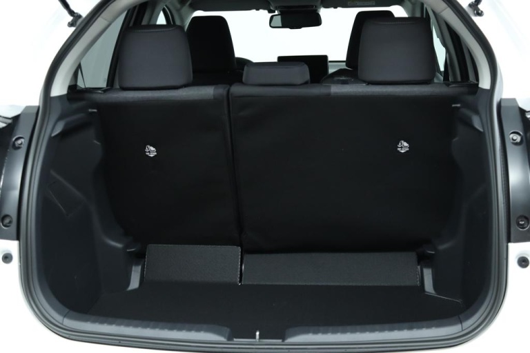 Toyota Yaris - 1.5 Hybrid 115 Dynamic 22