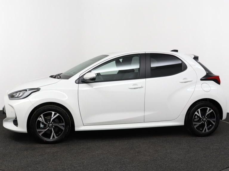 Toyota Yaris - 1.5 Hybrid 115 Dynamic 3