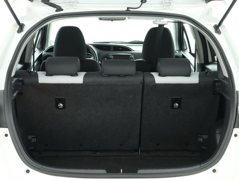 Toyota Yaris - 1.5 Hybrid Design Sport 23