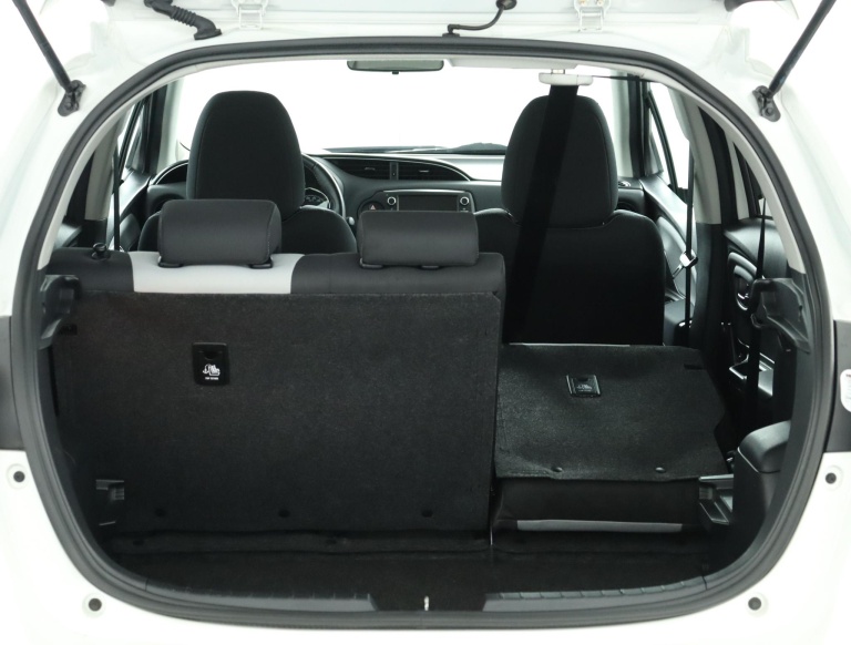 Toyota Yaris - 1.5 Hybrid Design Sport 24
