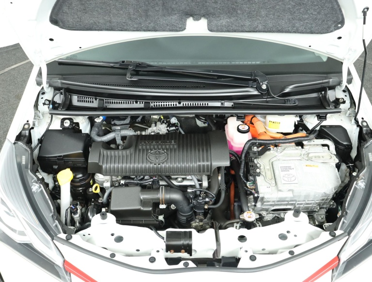 Toyota Yaris - 1.5 Hybrid Design Sport 35