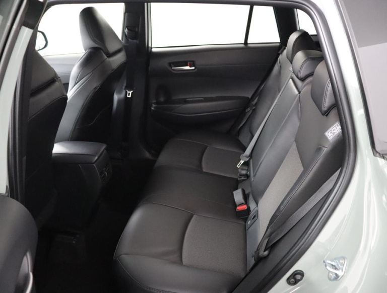 Toyota Corolla Cross - Hybrid 200 Style 17