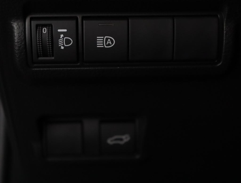 Toyota Corolla Cross - Hybrid 200 Style 26