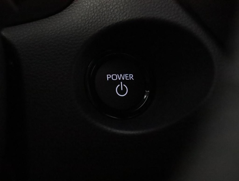 Toyota Corolla Cross - Hybrid 200 Style 34