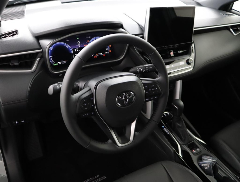 Toyota Corolla Cross - Hybrid 200 Style 41